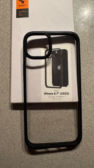 Funda Spigen Ultra Hybrid iPhone 6.7