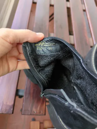 REGALO Botines negros plataforma