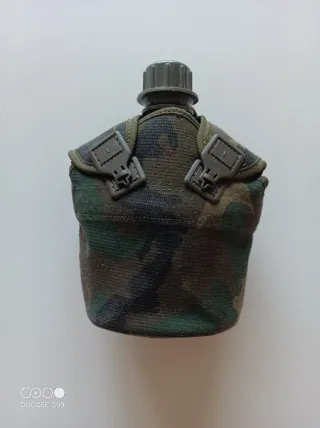 Cantimplora militar camuflaje