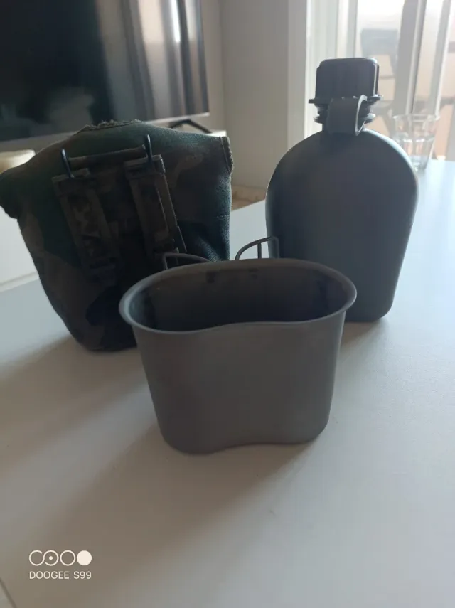 Cantimplora militar camuflaje