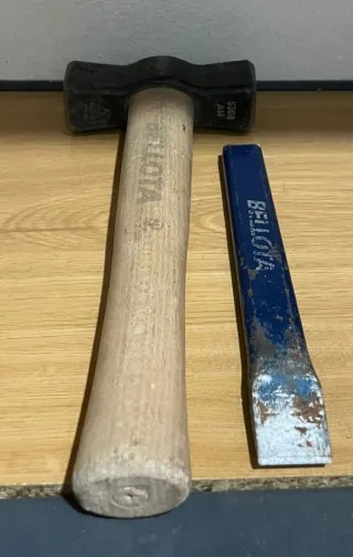 Maceta Bellota y Cincel