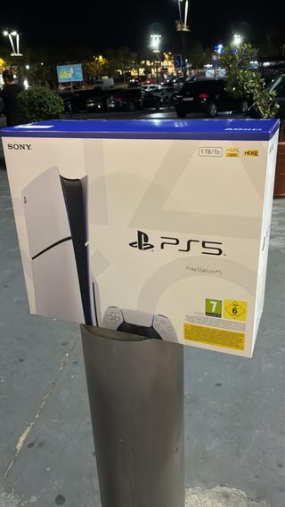 PlayStation 5 Sony 1TB