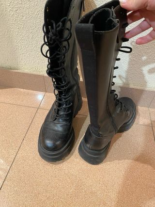 Botas militares altas negras