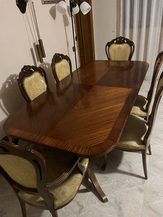 Mesa de comedor y 6 sillas madera