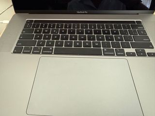 MacBook Pro 16” 2019 i9 2.4GHz 512GB y 32gb Ram
