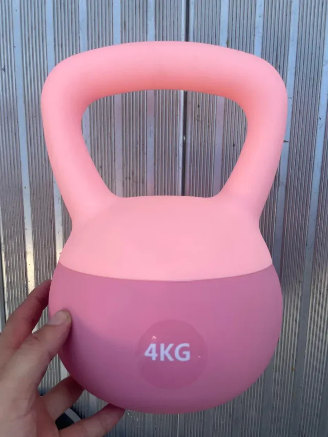 Mancuerna Kettlebell 4KG Rosa