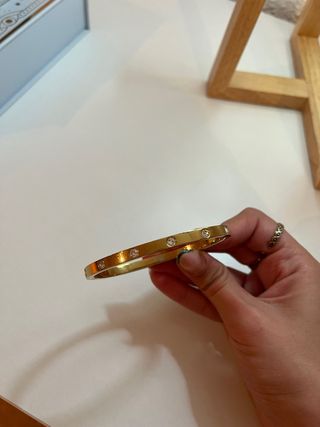 Pulsera Lotus Dorada con Circonitas
