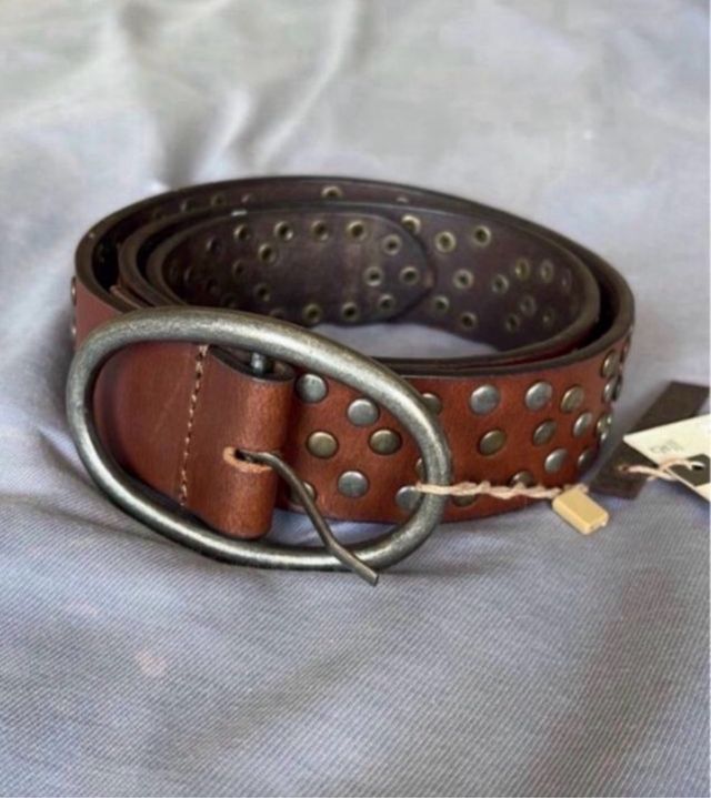 Cinturón Brownie Cuero Tachuelas Nuevo