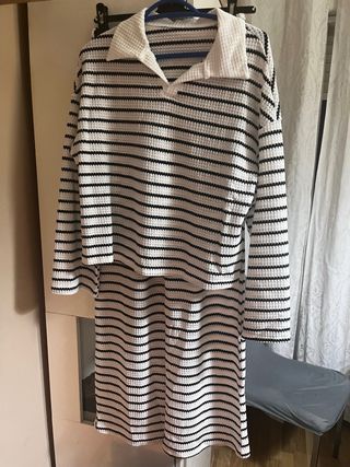 Conjunto rayas top y pantalón pata ancha S