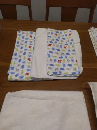 2 Sábanas Cuna + Funda colchon + Almohada