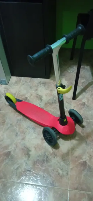 Patinete infantil 3 ruedas rojo