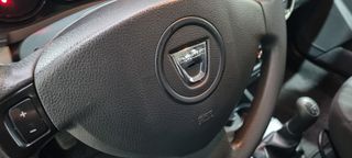 Dacia Lodgy 2012