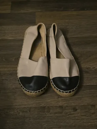 Mocasines Beige y Negro