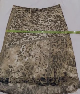 Conjunto Blusa y Falda Estampado Animal Print