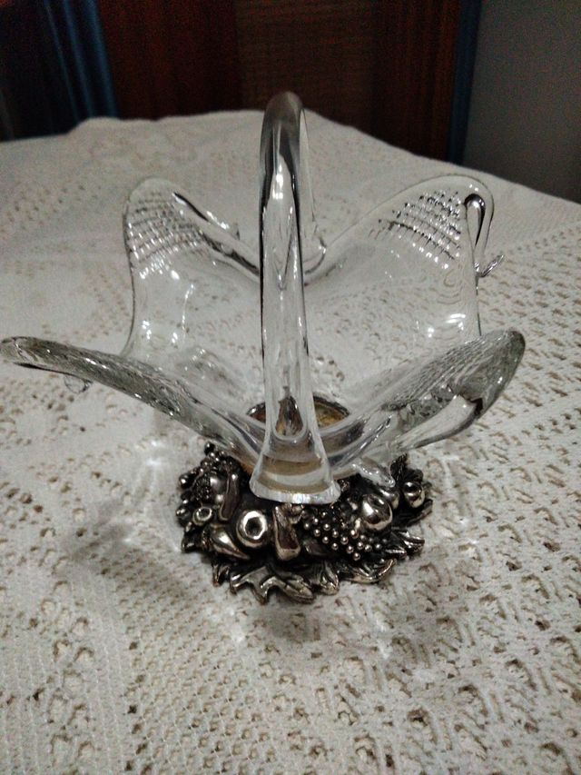 Cesta cristal y alpaca diseño uvas