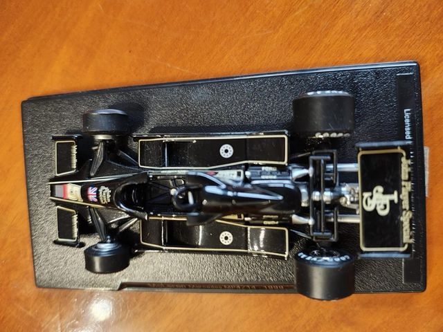 McLaren Mercedes MP4/14 - 1999