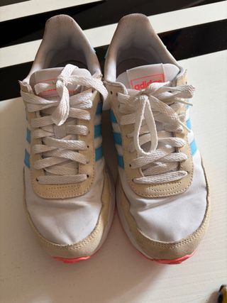 Zapatillas Adidas Beige, Azul y Rosa
