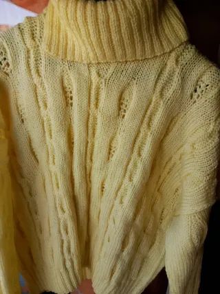 Jersey de punto amarillo