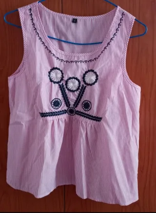Camisa de rayas rosas y blancas talla S