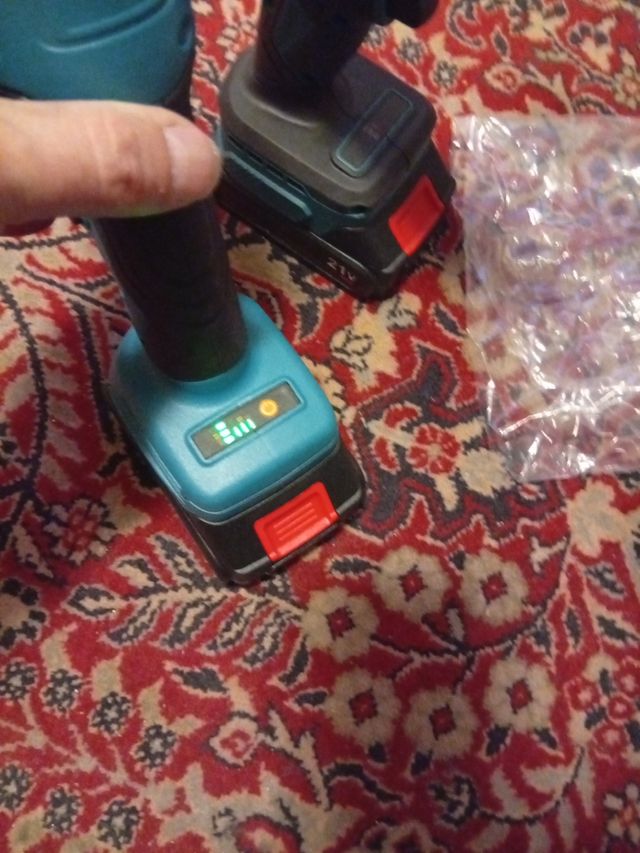 Radial y taladro percutor 21V