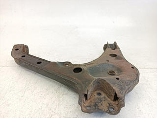 BRAZO SUSPENSION INFERIOR DELANTERO DERECHO SUZUK