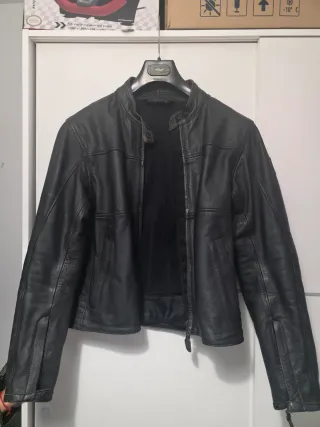 Chaqueta de cuero para moto