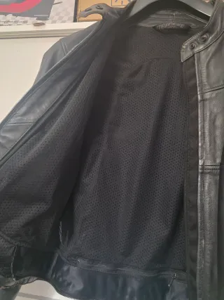 Chaqueta de cuero para moto