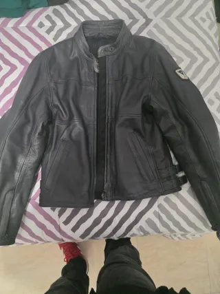 Chaqueta de cuero para moto