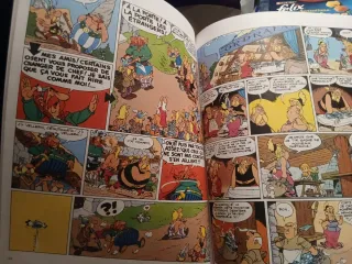 Lote 15 + 8 ASTERIX Y OBELIX (FRANCES)