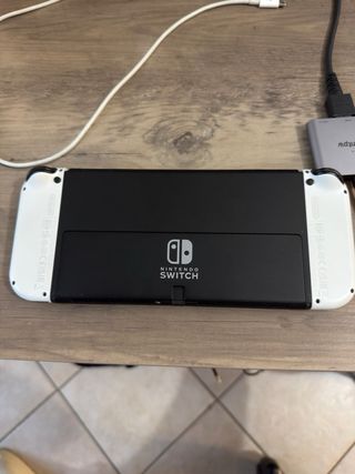 Nintendo Switch OLED Bianco