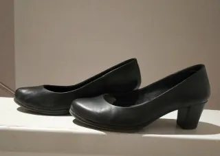 Zapatos con tacón negros para mujer de piel y T-37