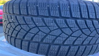 Neumáticos 205/55 R16 Good Year Ultra Grip