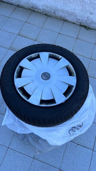 Neumáticos 205/55 R16 Good Year Ultra Grip