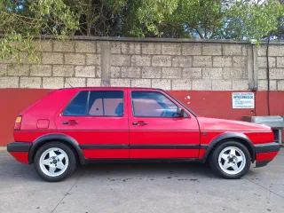 Volkswagen Golf GTI 16 válvulas del año 1988
