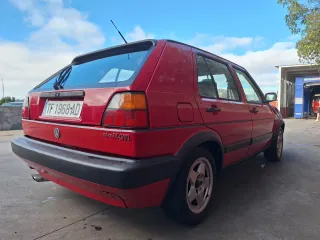 Volkswagen Golf GTI 16 válvulas del año 1988