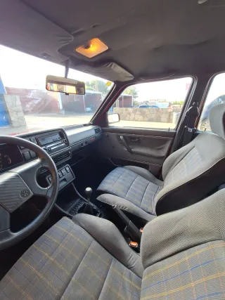 Volkswagen Golf GTI 16 válvulas del año 1988