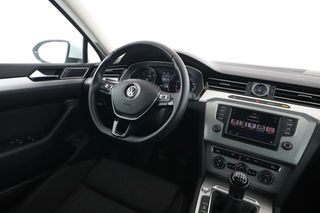 Volkswagen Passat 2.0 TDI Advance BlueMotion
