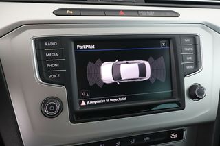 Volkswagen Passat 2.0 TDI Advance BlueMotion