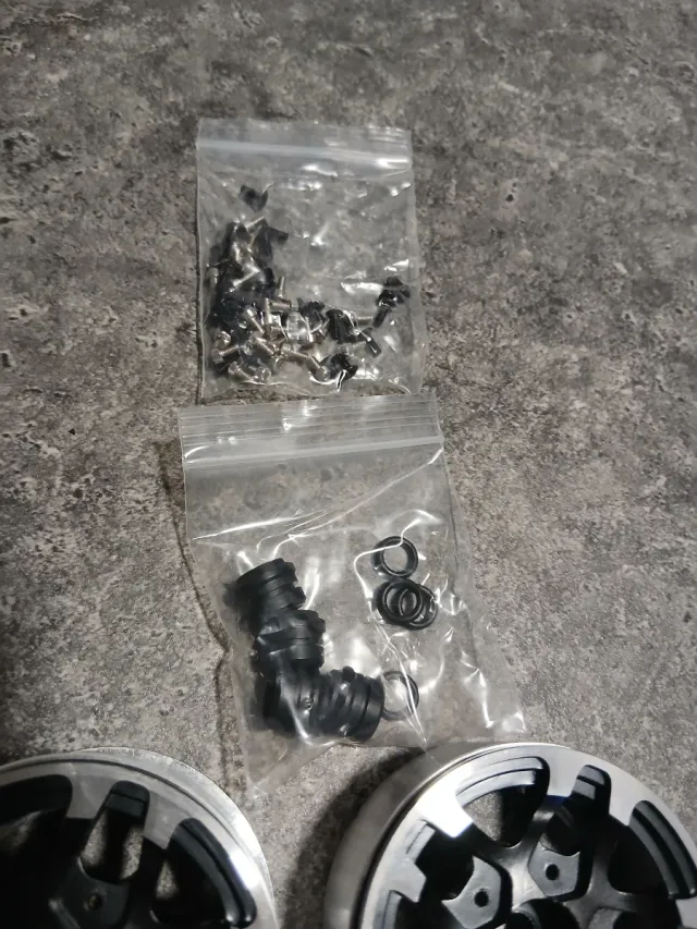 Juego 4 Llantas Beadlock 1.9 Crawler Rc