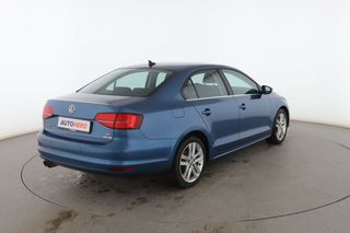 Volkswagen Jetta 2.0 TDI Sport BlueMotion