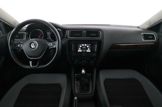 Volkswagen Jetta 2.0 TDI Sport BlueMotion