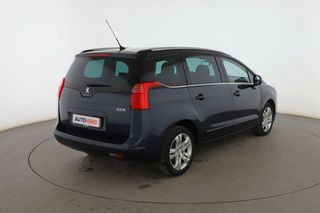 Peugeot 5008 2.0 Blue-HDi Allure