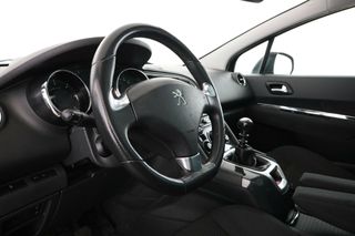 Peugeot 5008 2.0 Blue-HDi Allure