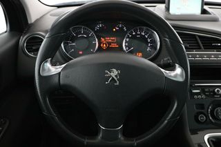 Peugeot 5008 2.0 Blue-HDi Allure
