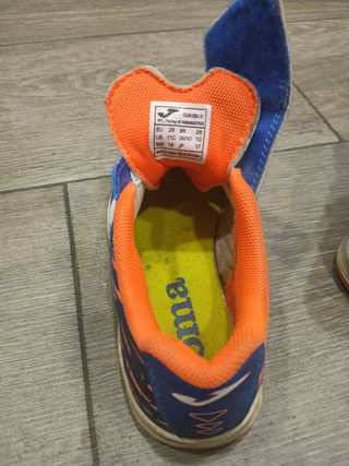 Zapatillas de fútbol para niño T28