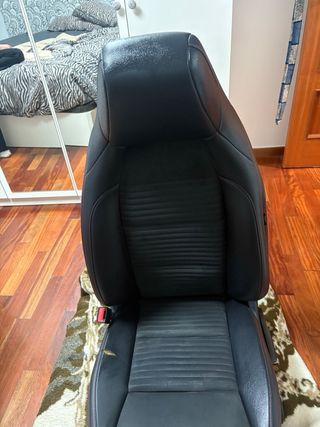 Asiento piloto Cla Amg C117 W117