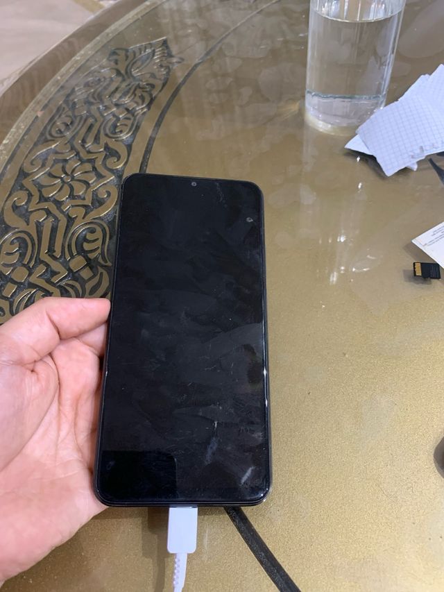 está bastante bien y tiene menos de un año