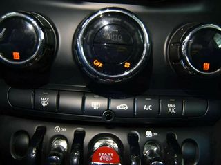 MINI Cooper ONE 5 PUERTAS