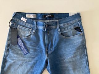 Replay Anbass. Pantalón vaquero slim. W32 L36