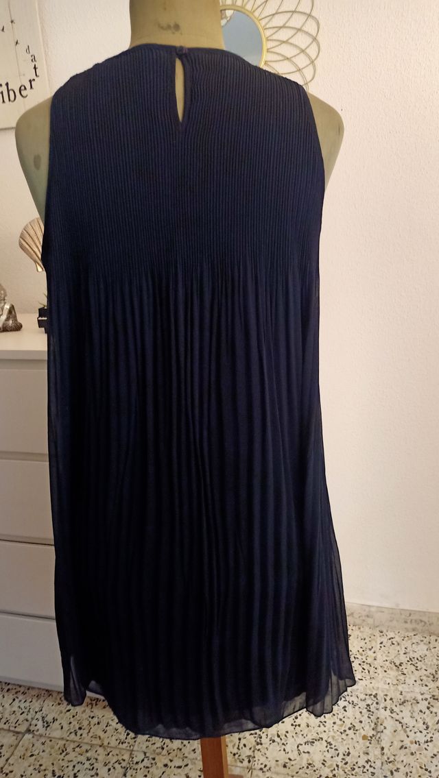 Vestido corto elegante